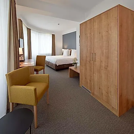 Hotel City Hotel