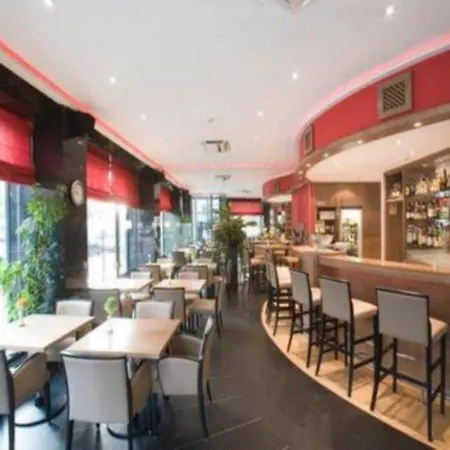 מלון City Hotel 3*