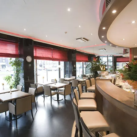 城市酒店 3*