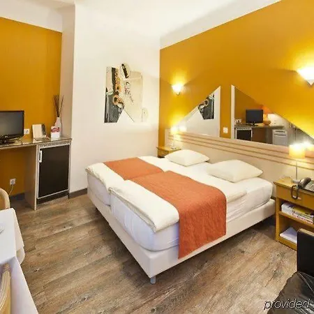 Hotel City Hotel