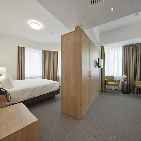 Hotel City Hotel