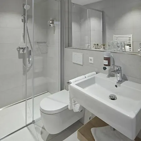City Hotel Hotel 3*