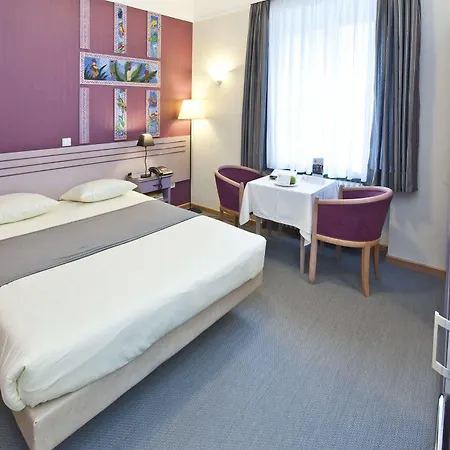 City Hotel Hotel